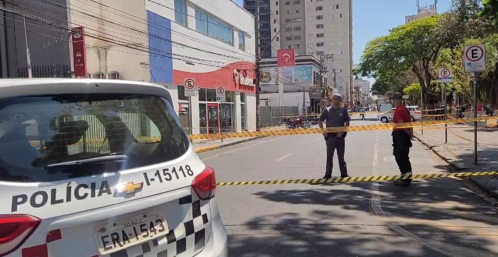 Gate é acionado por suspeita de bomba em agência bancária no Centro de Franca, SP; homem foi detido