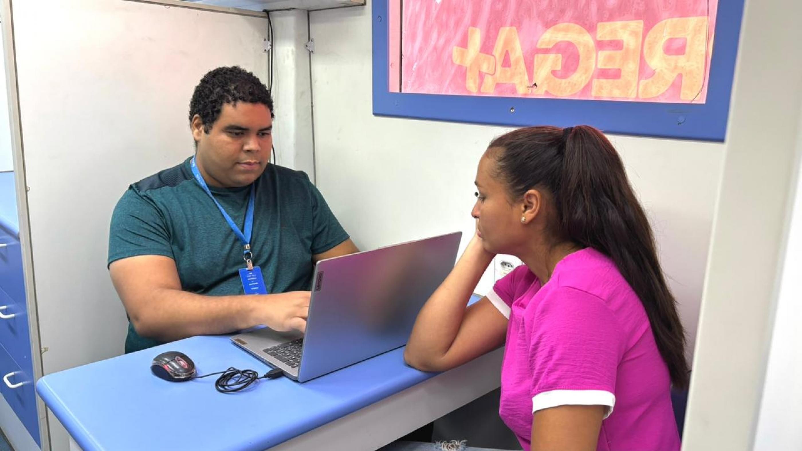 Alagoas tem 2.130 vagas de emprego abertas nesta semana; veja cargos