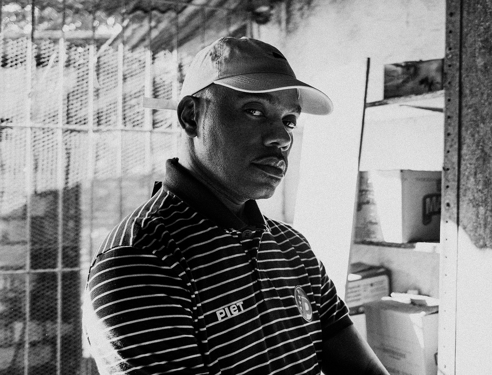 Vandal faz valer a identidade baiana ao cruzar rap, pagodão e samba-reggae na sinfonia afro do álbum 'Vanguardah'