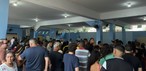 Eleições 2026 - Piracicaba (SP) - EE Profª Olívia Bianco com muita fila em todas as seções. — Foto: Beatriz Bisan/g1