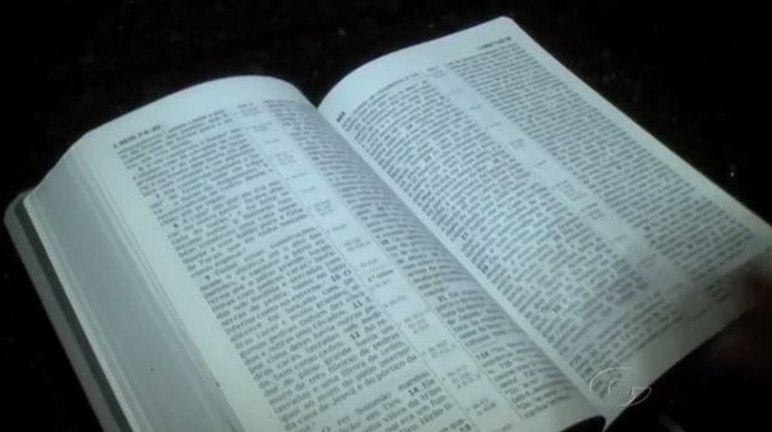 Livro O triângulo do Reino Livro Evangélico - Livros de Religião