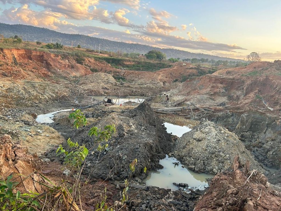 Em área degradada, PF fecha 4 garimpos ilegais, no Pará. — Foto: Divulgação/PF