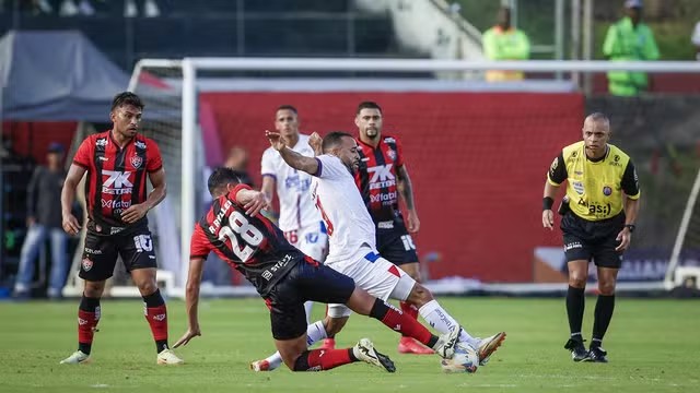 Metrô e ônibus terão operação especial para clássico entre Bahia e Vitória no Barradão