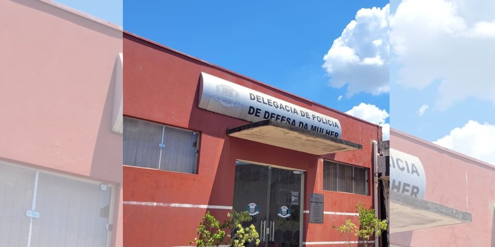 1 de 1
Homem de 25 anos foi preso em flagrante pela Pol&iacute;cia Militar ap&oacute;s tentar estuprar mulher em viela na regi&atilde;o central de Bastos (SP) &mdash; Foto: Delegacia de Defesa da Mulher de Bastos/Divulga&ccedil;&atilde;o