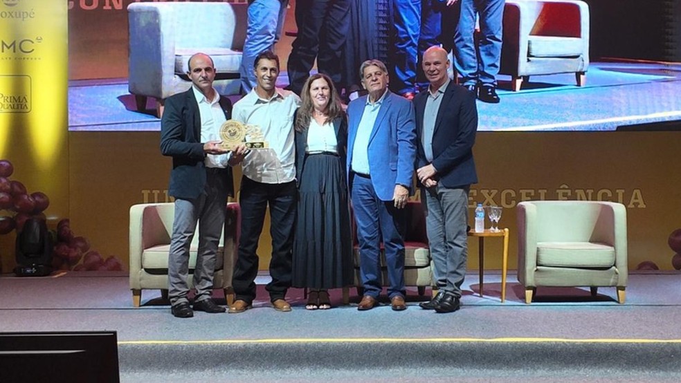 Lote vice-campeão é dos cooperados Weber Marcos Dias e Edivania Zaneti Dias, de Poços de Caldas (MG) – Crédito: Divulgação