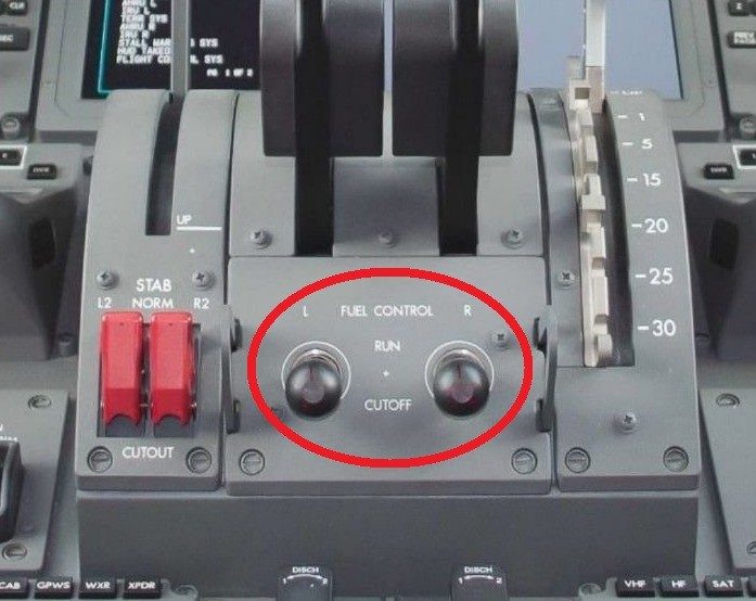 Air India: Botão que corta combustível do Boeing 787 tem 'trava' que impede acionamento acidental; VÍDEO