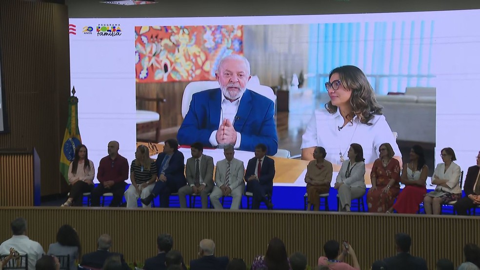 Presidente Lula participa, por videoconfer&ecirc;ncia, da cerim&ocirc;nia de comemora&ccedil;&atilde;o aos 20 anos do Bolsa Fam&iacute;lia &mdash; Foto: TV Globo/Reprodu&ccedil;&atilde;o
