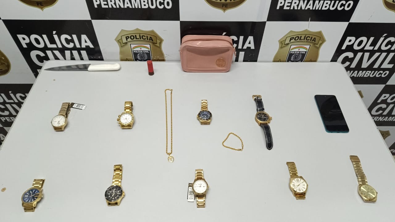 Operação da Polícia Civil cumpre mandado de prisão de suspeitos de terem furtado uma joalheria em Petrolina