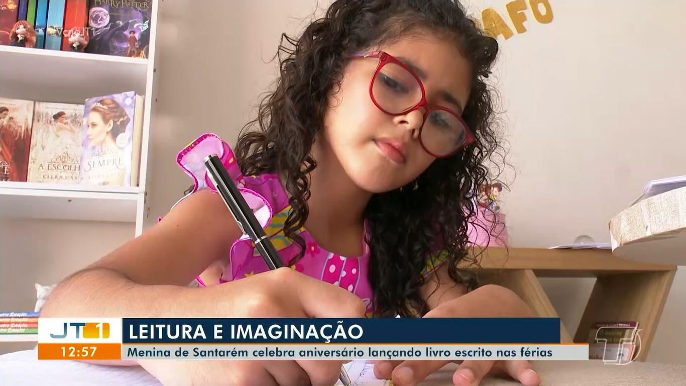Menina de 8 anos lança primeiro livro com apoio da família em Santarém
