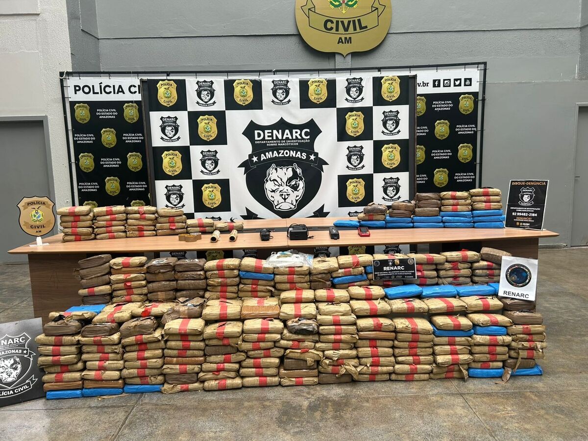 Polícia apreende cerca de 300 kg de droga em Manaus