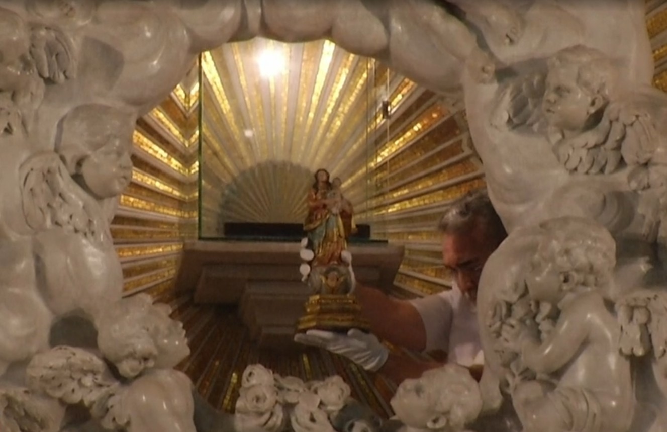 Círio de Nazaré 2026: Imagem original desce do Glória, na Basílica