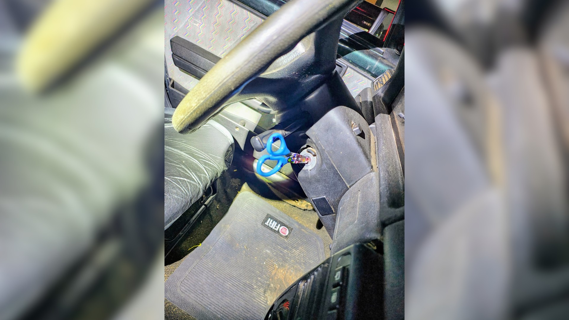 Com tesoura infantil na ignição, dupla é presa com carro furtado em MG