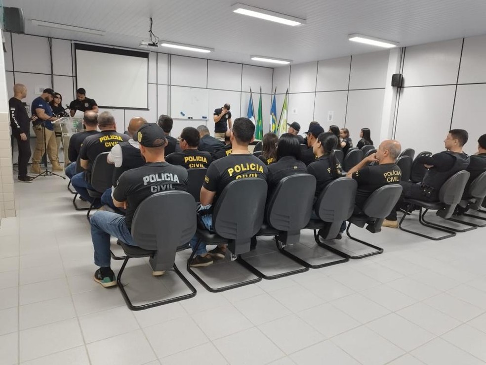 Operação contou com 70 policiais no Sertão de Pernambuco — Foto: Divulgação/Polícia Civil