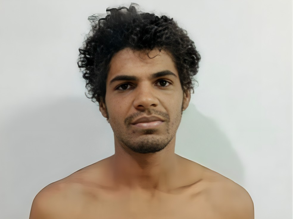 Victor Oliveira da Silva, de 27 anos, monitorado da Justiça, confessou ter assassinado e enterrado professor Reginaldo Silva Correa — Foto: Reprodução