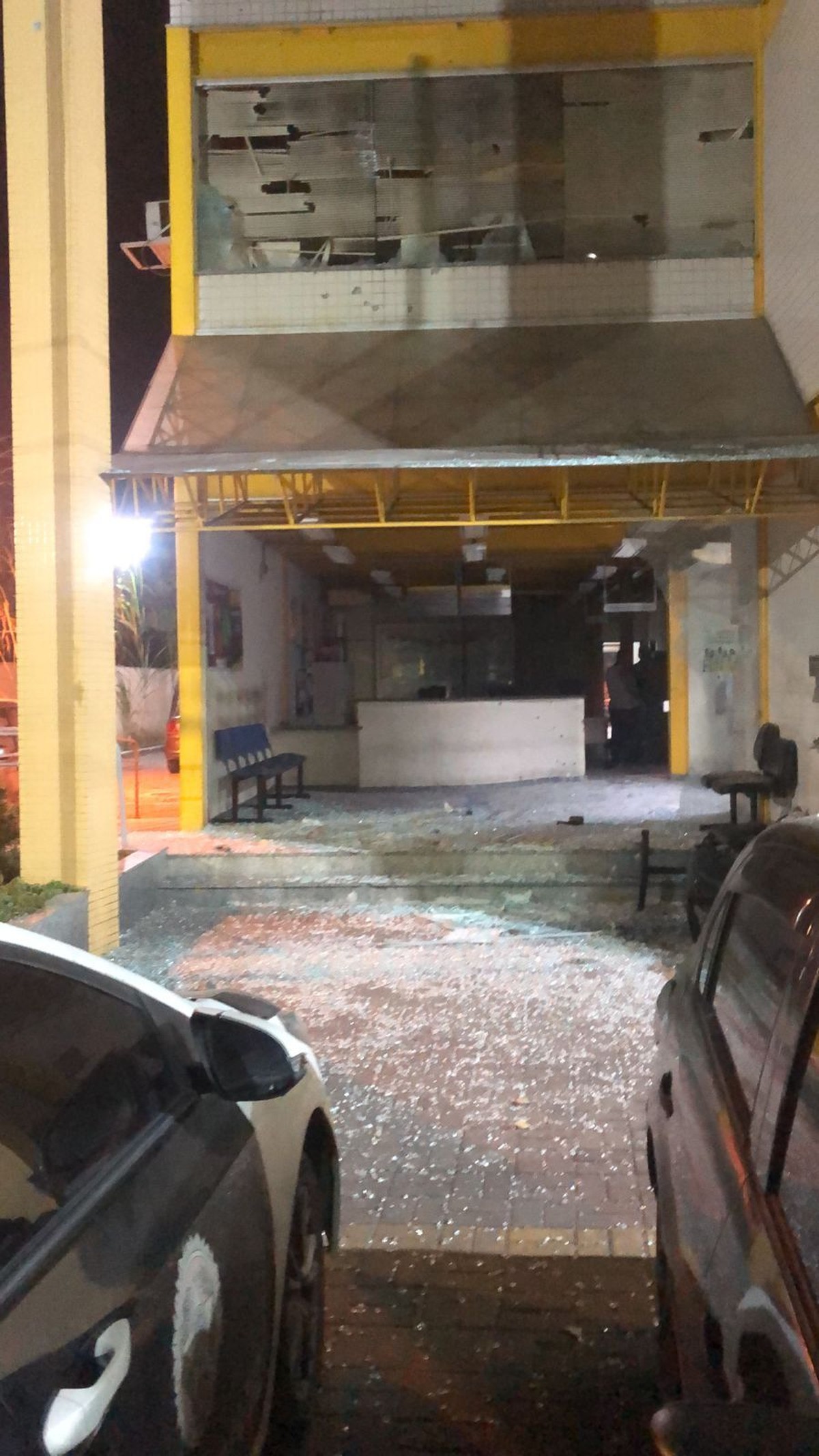 Traficantes atacam delegacia no RJ após prisão de líder de grupo criminoso na comunidade Vai Quem Quer