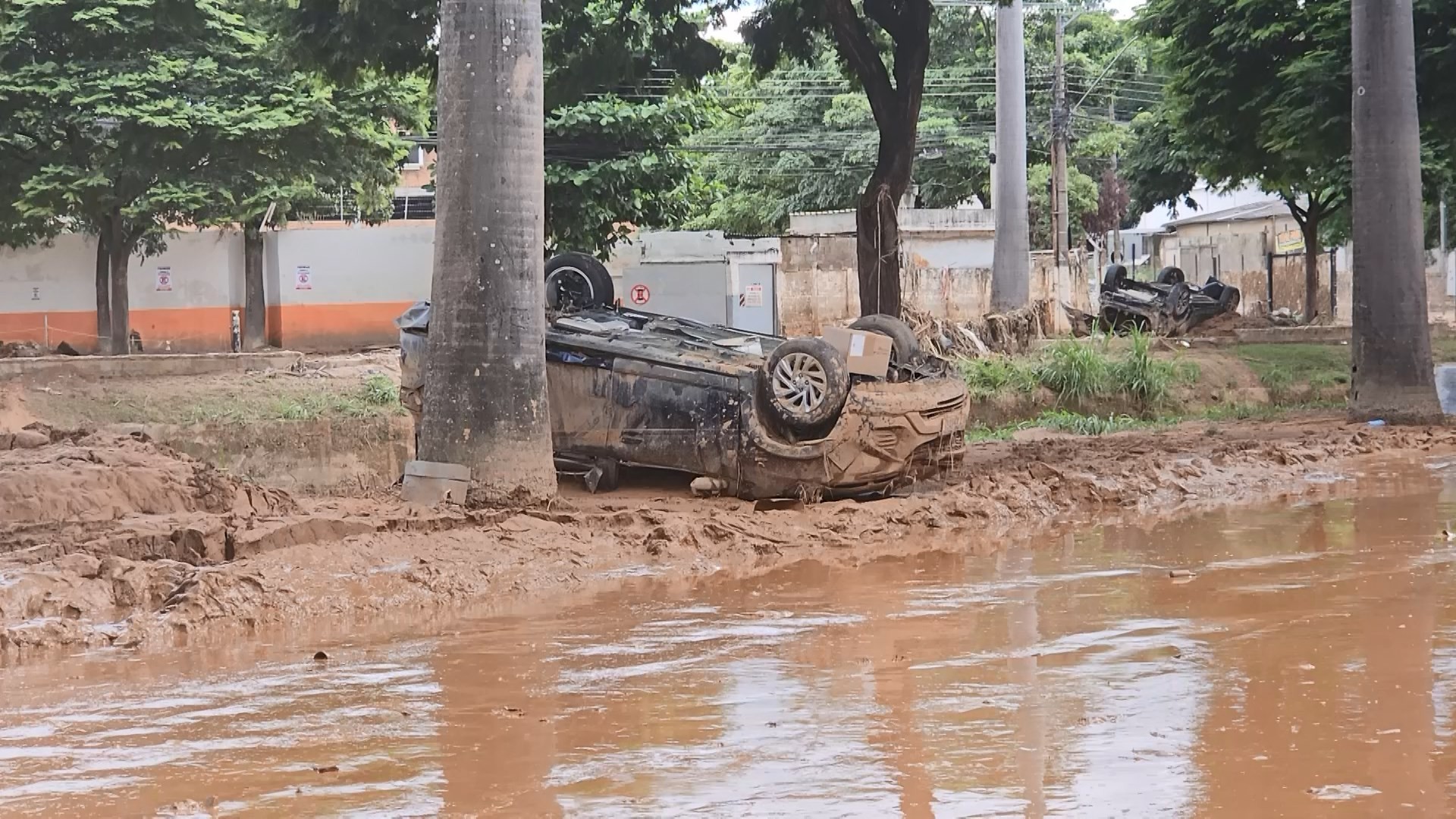 Trabalhos de rescaldo após temporais continuam em Juiz de Fora e Ubá | G1