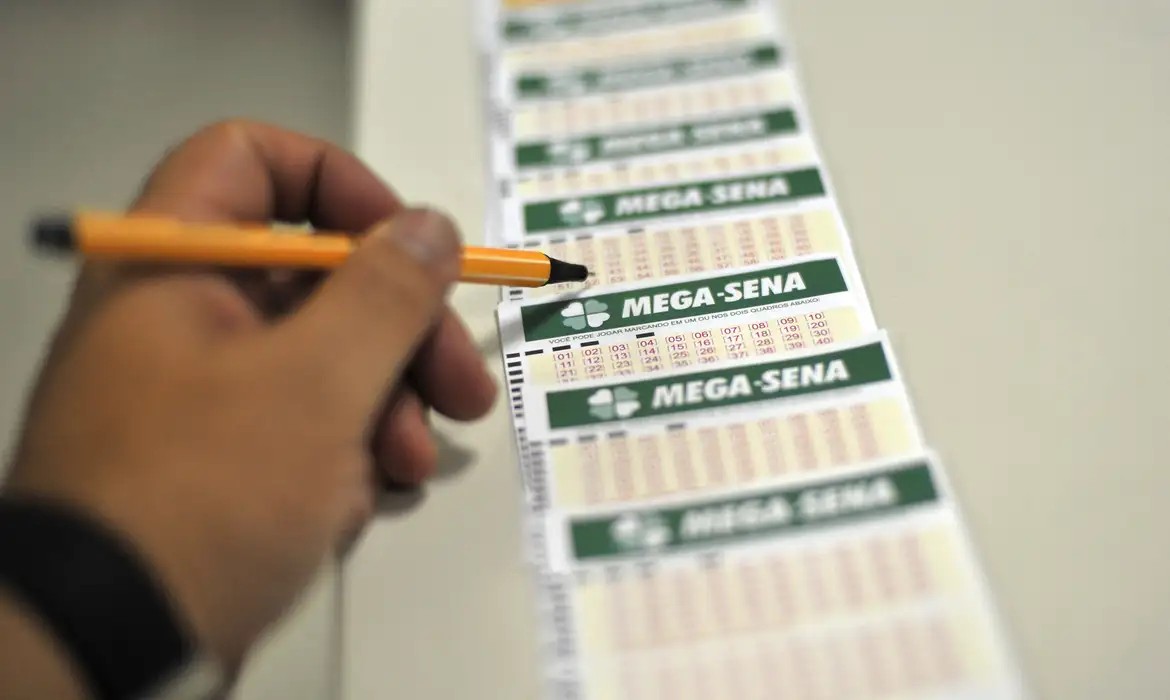 Resultado da Mega-Sena: apostas da região ficam por um número de prêmio de R$ 100 milhões