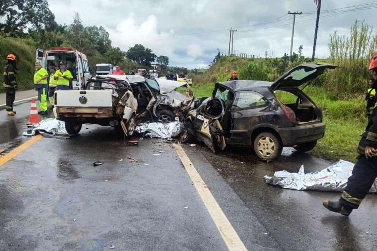 Quem eram as 3 vítimas fatais do acidente entre carros na SP-344 em Divinolândia