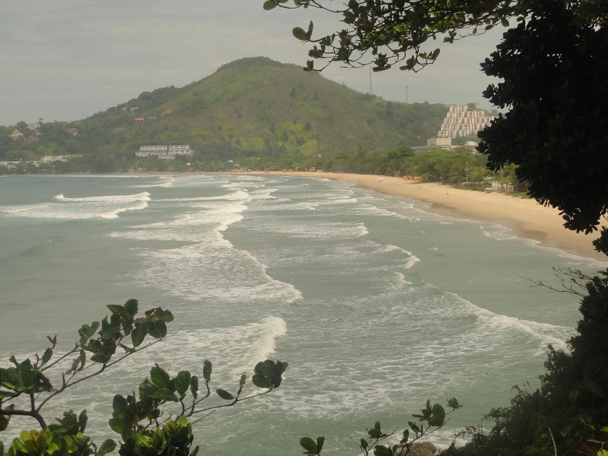 Corpo de homem é encontrado no mar da Praia das Toninhas, em Ubatuba