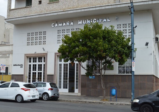 Câmara divulga edital para concurso público em Poços de Caldas; confira vagas e salário