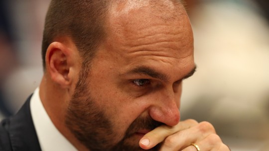 Tarifa: AGU pede inclusão de investimentos suspeitos em inquérito contra Eduardo