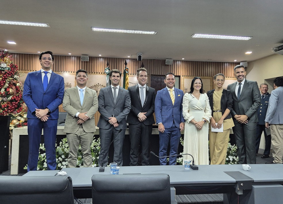 Mesa diretora eleita para a Câmara Municipal de Natal nesta quarta-feira (1) — Foto: Bárbara Hanna