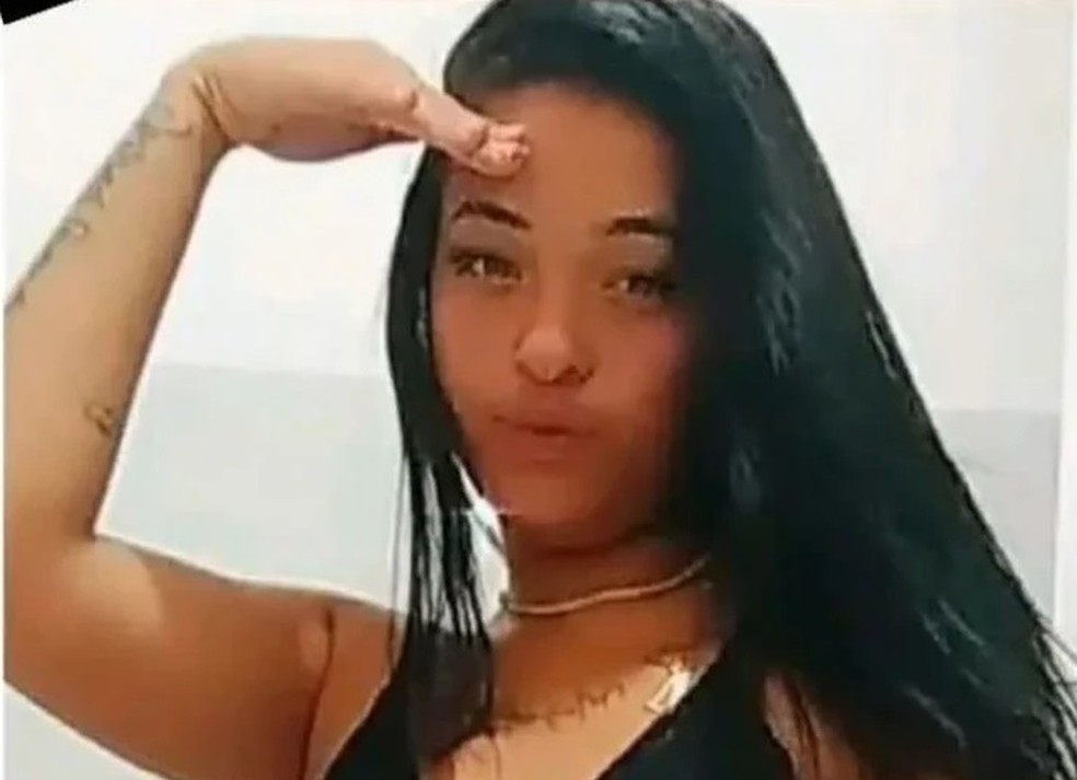 Mikaele Leite Da Silva, de 21 anos, assassinada no Vergel do Lago, em Maceió — Foto: Redes sociais