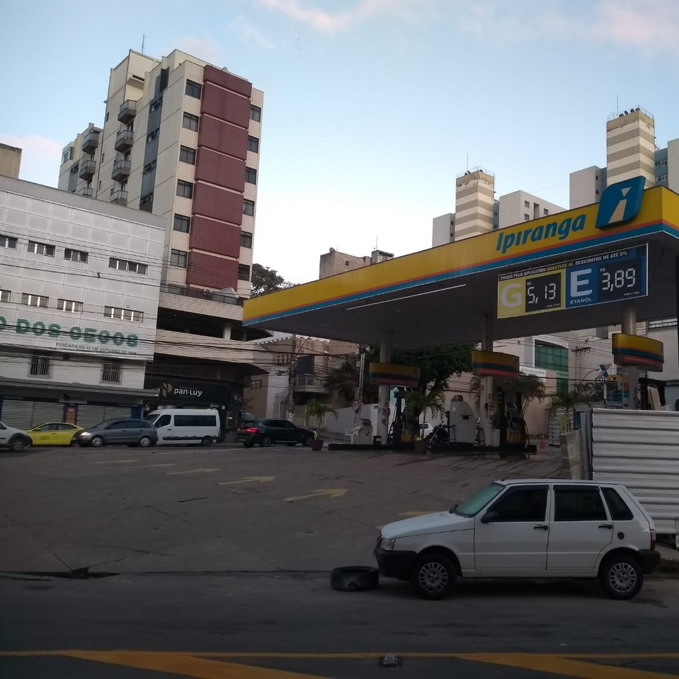Gasolina a R$ 3,225 em BH no Dia Livre de Impostos - Economia - Estado de  Minas