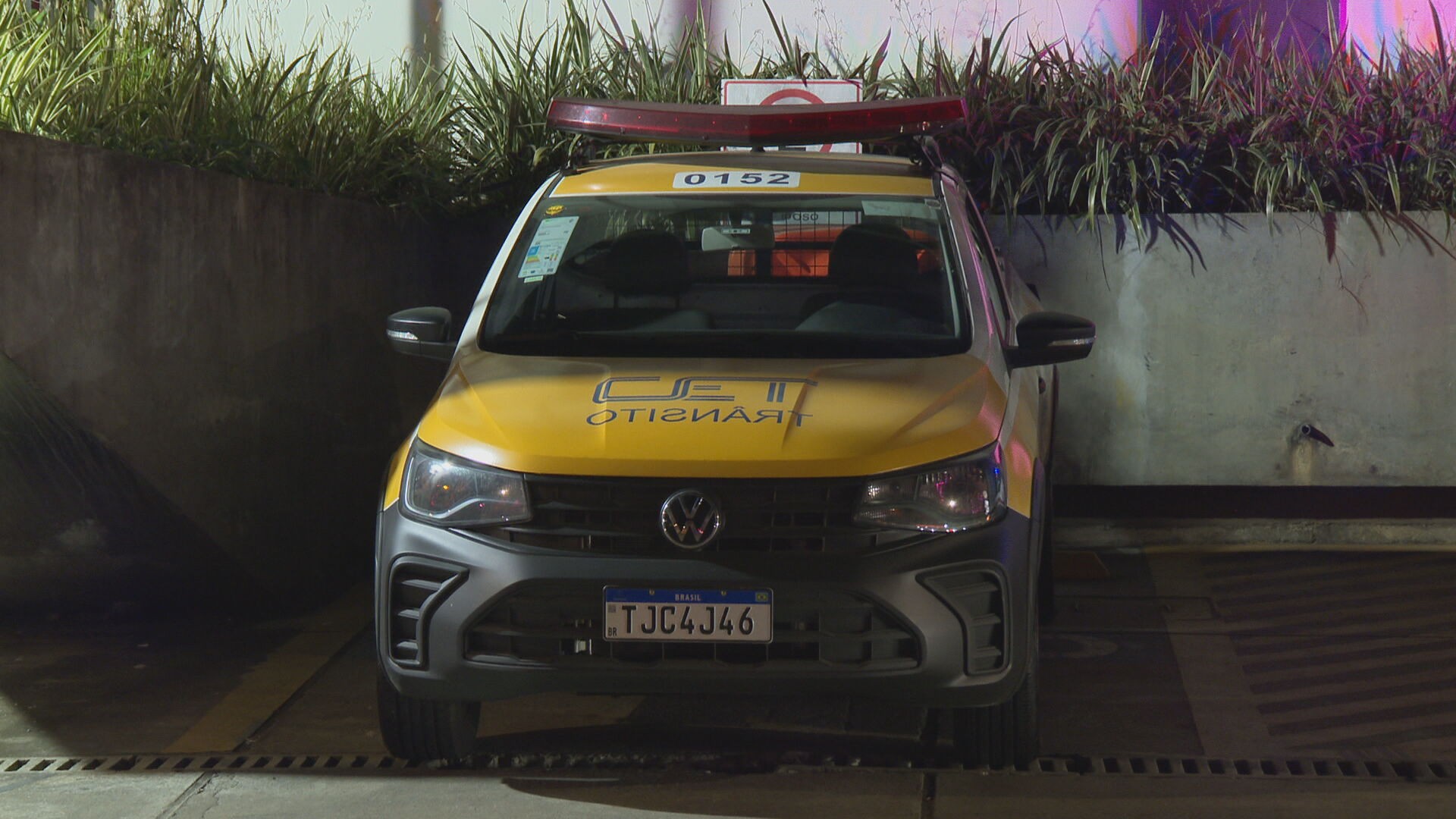 Multas por filas duplas de automóveis aumentam 90% em SP