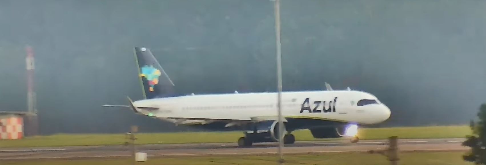 Piloto comunica torre em Viracopos que passageira passou mal em avião e pede atendimento médico; OUÇA 