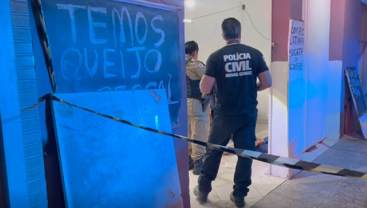 Dupla em moto mata homem dentro de mercado em Ipatinga