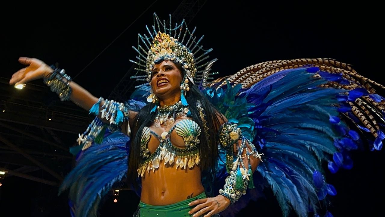 'Esperamos o ano inteiro por esse momento', diz Cleise Simas após ensaio geral do Caprichoso no Bumbódromo