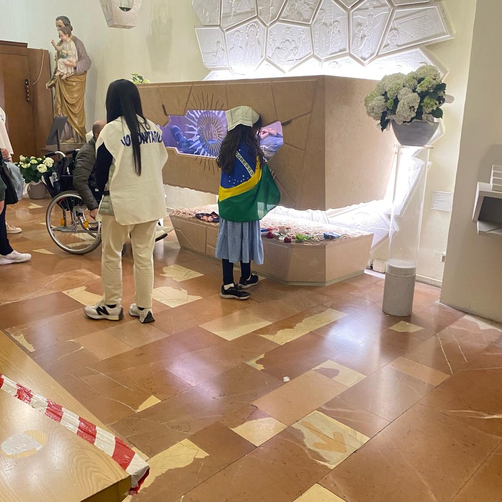 Devota mirim de Carlo Acutis, menina de 11 anos planeja se tornar freira e vive expectativa por canonização — Foto: Arquivo pessoal/Grazielly Vilas Boas