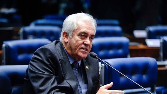 Manifestações são demonstração de que população rejeita vida nebulosa atrás de legislações, diz presidente da CCJ no Senado sobre PEC da Blindagem
-