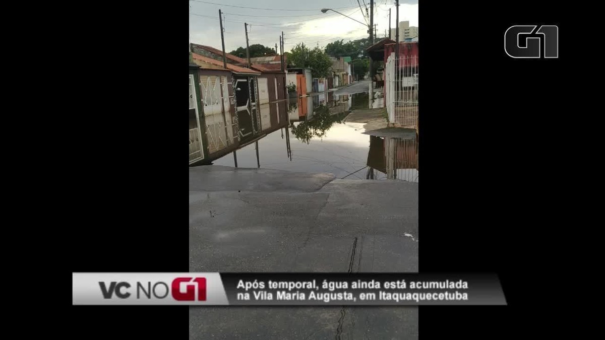 Ruas da Vila Maria Augusta, em Itaquaquecetuba, continuam alagadas após chuvas da quarta-feira