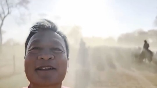'Minha jornada está começando', disse arquiteto chinês em último vídeo postado antes de morrer em queda de avião no Pantanal - Kongjian Yu chamou o Pantanal de 'último Jardim do Éden da Terra' em vídeo publicado nas redes sociais. Além do arquiteto chinês, dois cineastas brasileiros e piloto morreram na queda do avião, em Aquidauana (MS), região pantaneira.