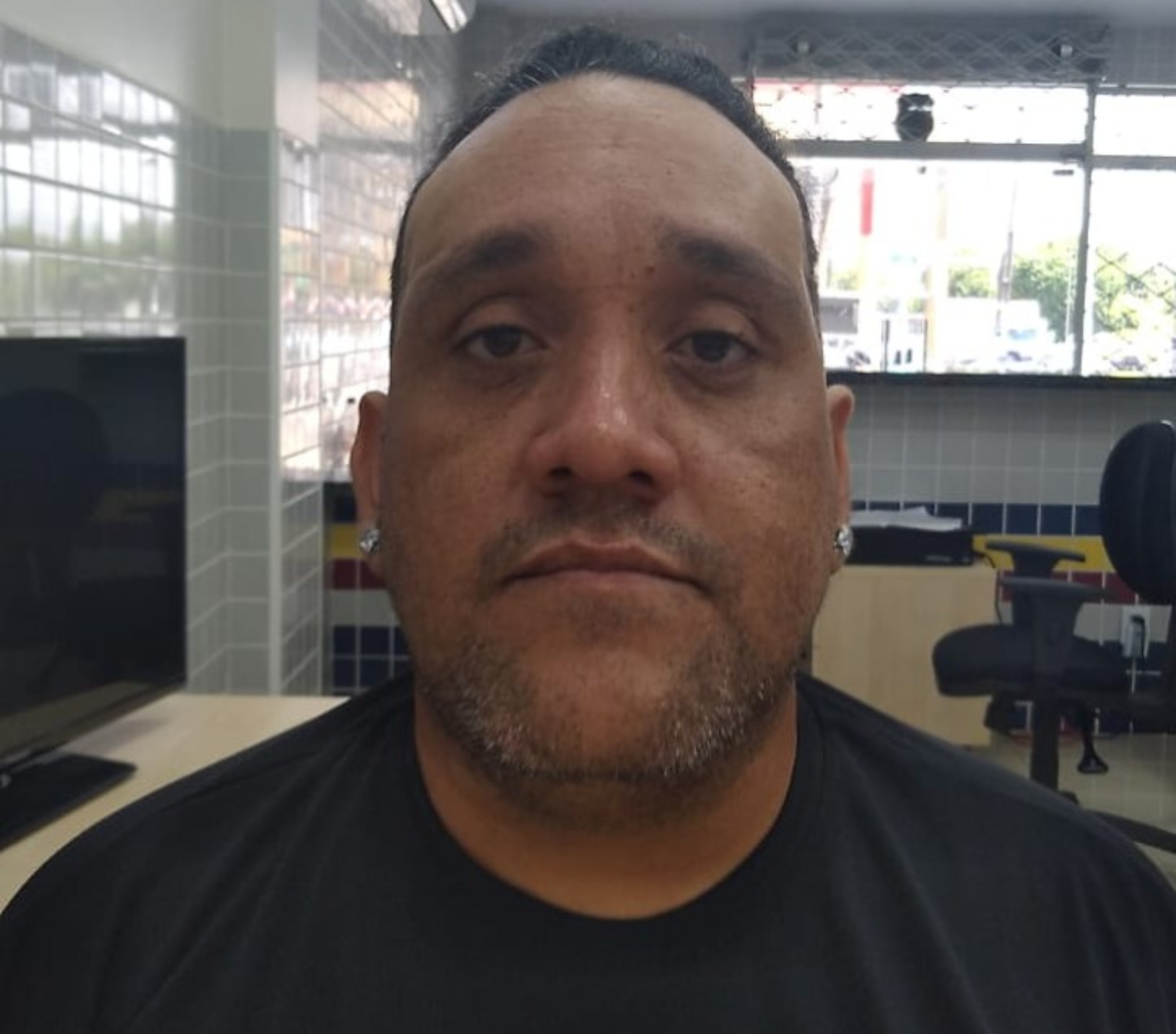 Homem é perseguido e morto a tiros dentro de boate em Boa Vista | G1
