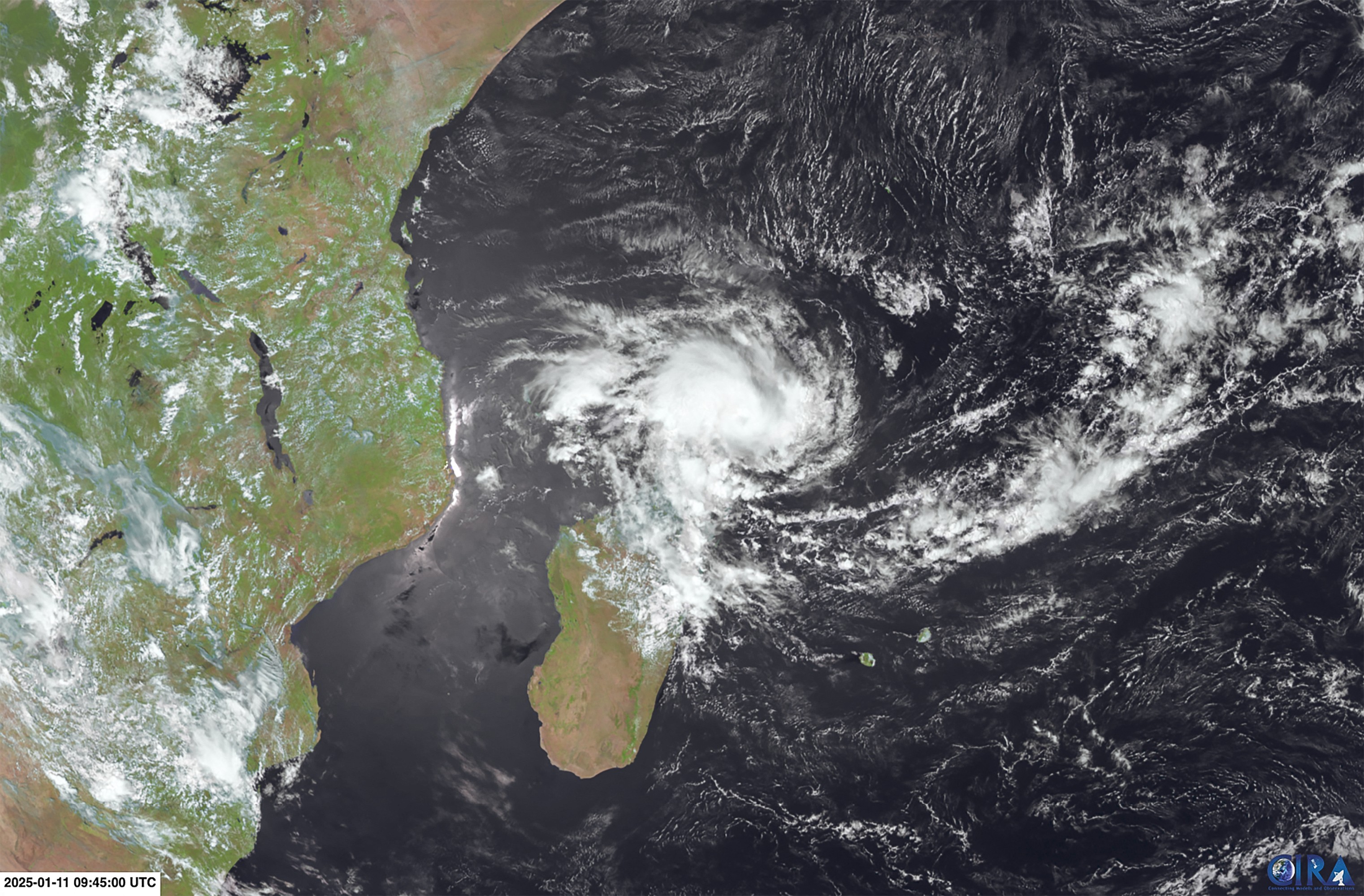Tempestade tropical deixa mortos em Madagascar e inunda Mayotte, arquipélago francês na costa da África