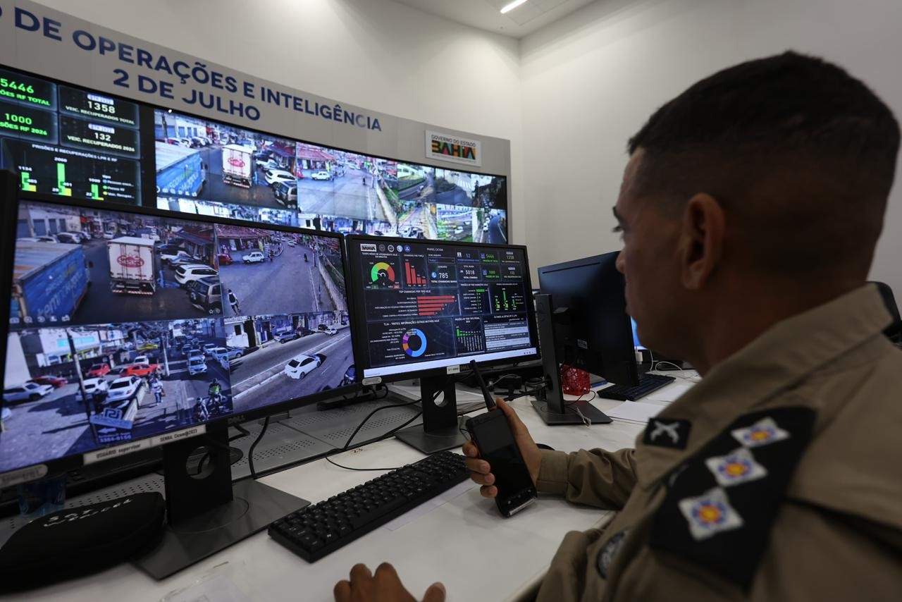 Mil foragidos da Justiça foram presos este ano após identificação no sistema de reconhecimento facial, diz SSP-BA