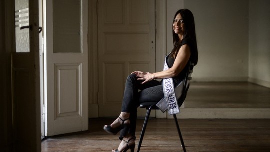 Modelo argentina de 60 anos pode virar candidata ao Miss Universo - Foto: (Marcos Gomez/AFP)
