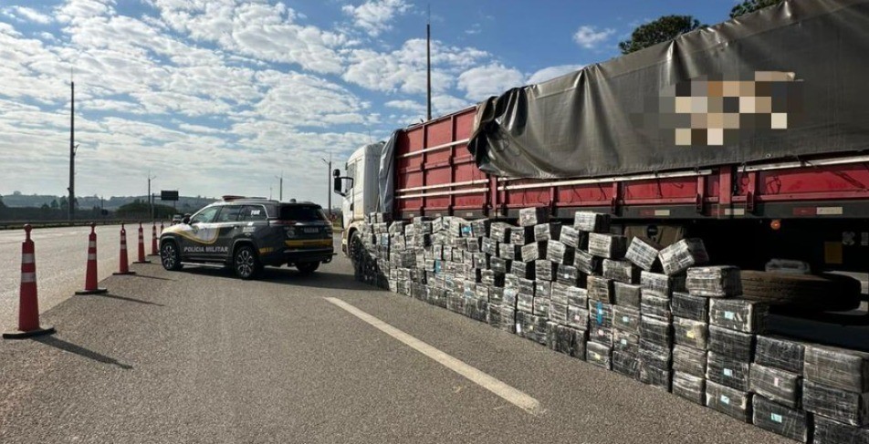 Motorista é preso com 1,3 tonelada de maconha na Rodovia Raposo Tavares no interior de SP