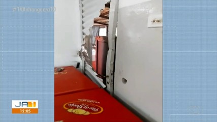 Criminoso arromba lanchonete e furta bebidas
