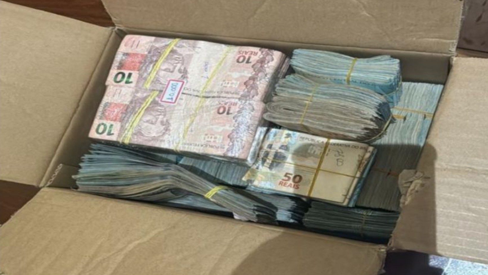 São Sebastião é alvo de operação que investiga policiais suspeitos de cobrar propina para liberar cargas
