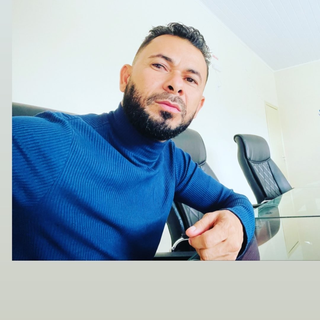 Vereador reeleito no interior do AC é condenado a mais de 3 meses em regime aberto por agredir namorada