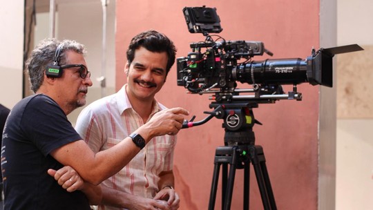 Oscar 2026: 'O agente secreto' é escolhido como representante brasileiro na premiação - Academia Brasileira de Cinema anunciou que o longa dirigido por Kleber Mendonça Filho e estrelado por Wagner Moura tentará vaga como Melhor Filme Internacional.
