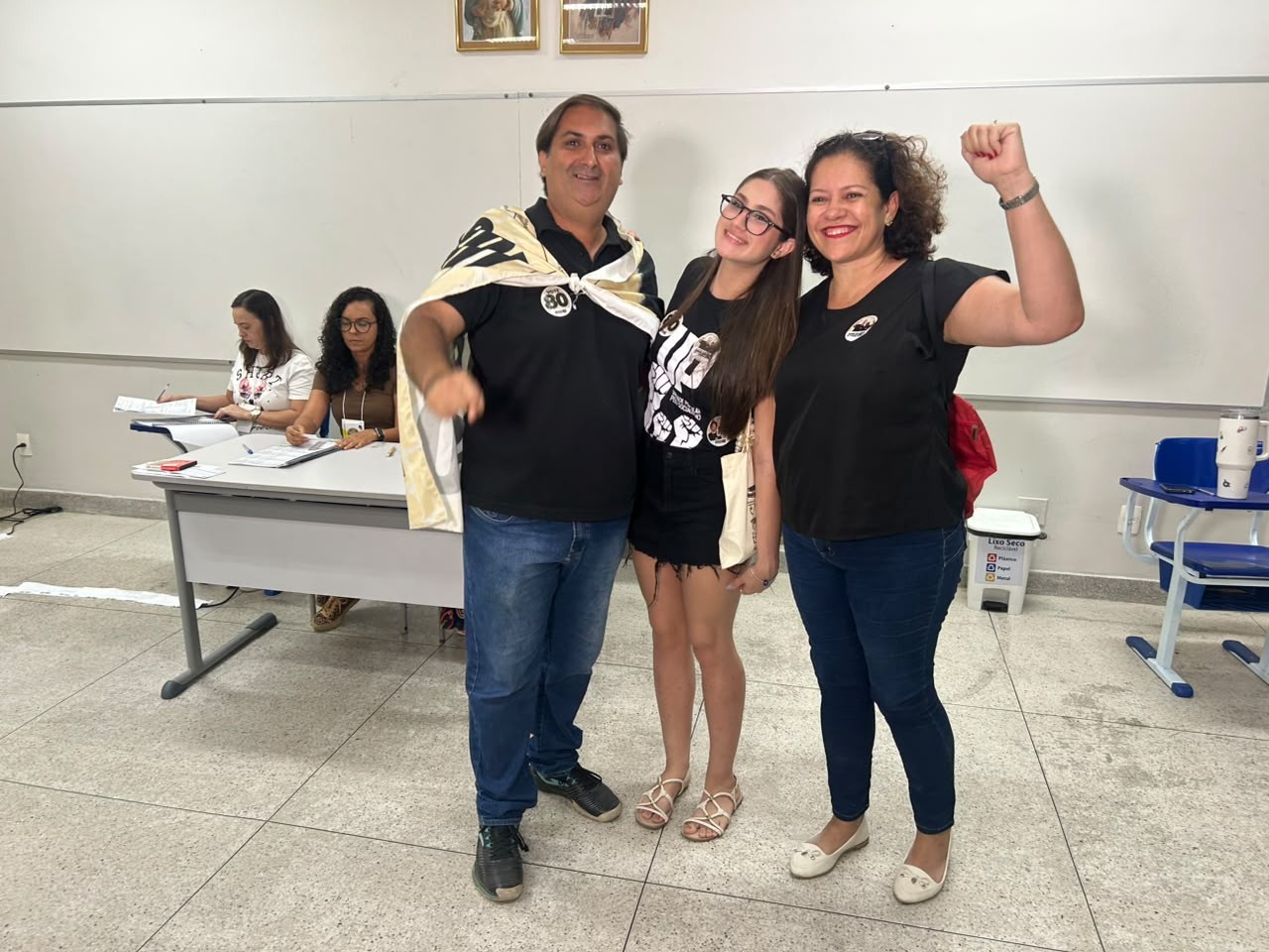 Aroldo Félix (UP) vota em Salvador
