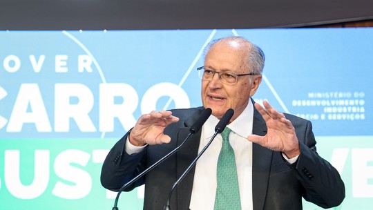 Brasil flexibiliza posição e aceita negociar regulamentação de big techs para evitar tarifaço; veja os pontos discutidos - Na tarde de ontem (29), o vice-presidente e ministro do Desenvolvimento, Indústria e Comércio, Geraldo Alckmin, se reuniu por quase duas horas com executivos da Meta, Google, Amazon, Apple, Visa, Mastercard e Expedia.