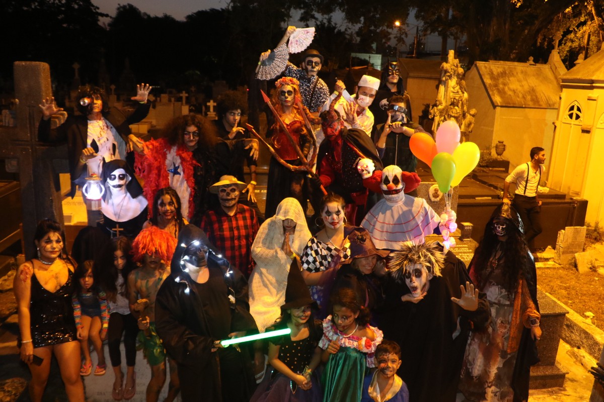 Fantasia Masculina de Terror Assombração Festa Halloween Carnaval
