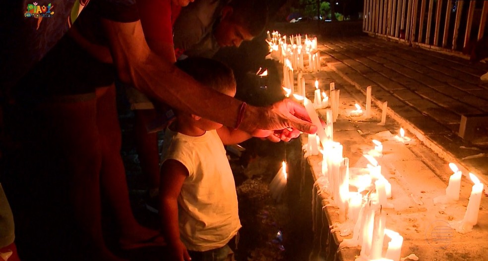 Fé e devoção: santuário de Santa Cruz dos Milagres reúne mais de 200 mil romeiros — Foto: Jairo Silva/TV Clube