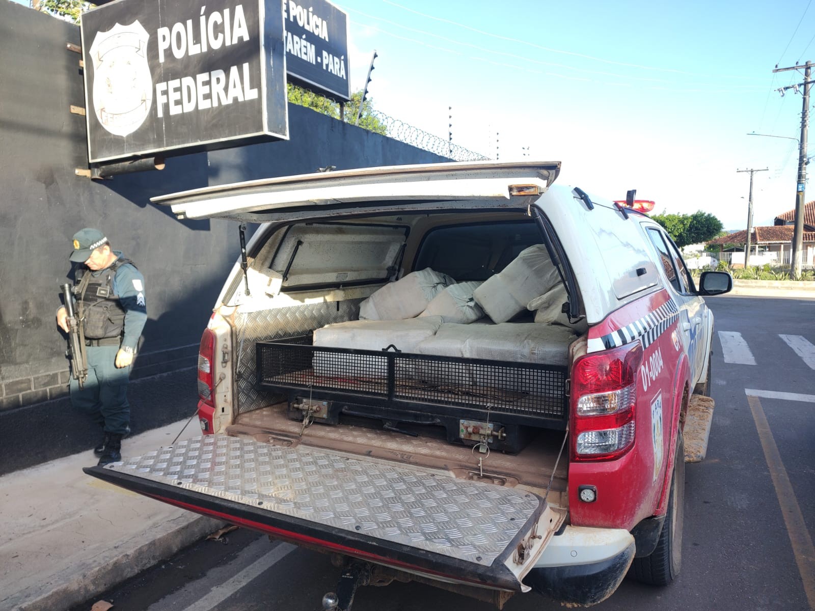 Operação de transporte de droga apreendida para Santarém mobiliza equipes das polícias Militar e Federal